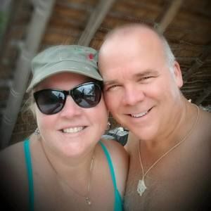 Meet your Posher, Debi